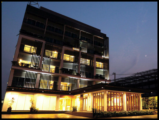 A nine o'clock departure from the 'V' hotel Ubon for Hong Khong school.