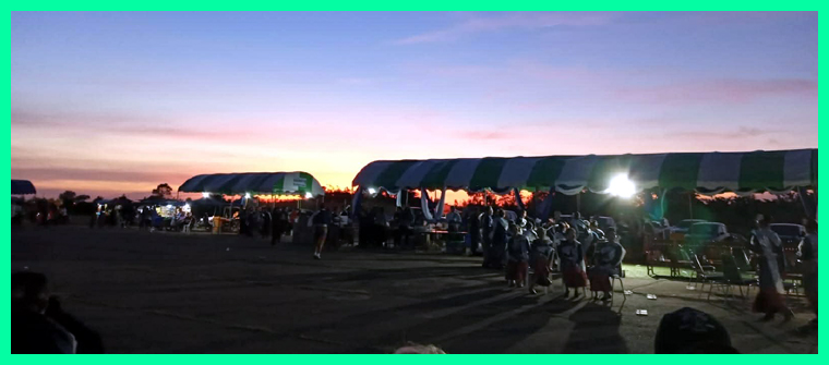 As the day ends the sun sinks below the western horizon.